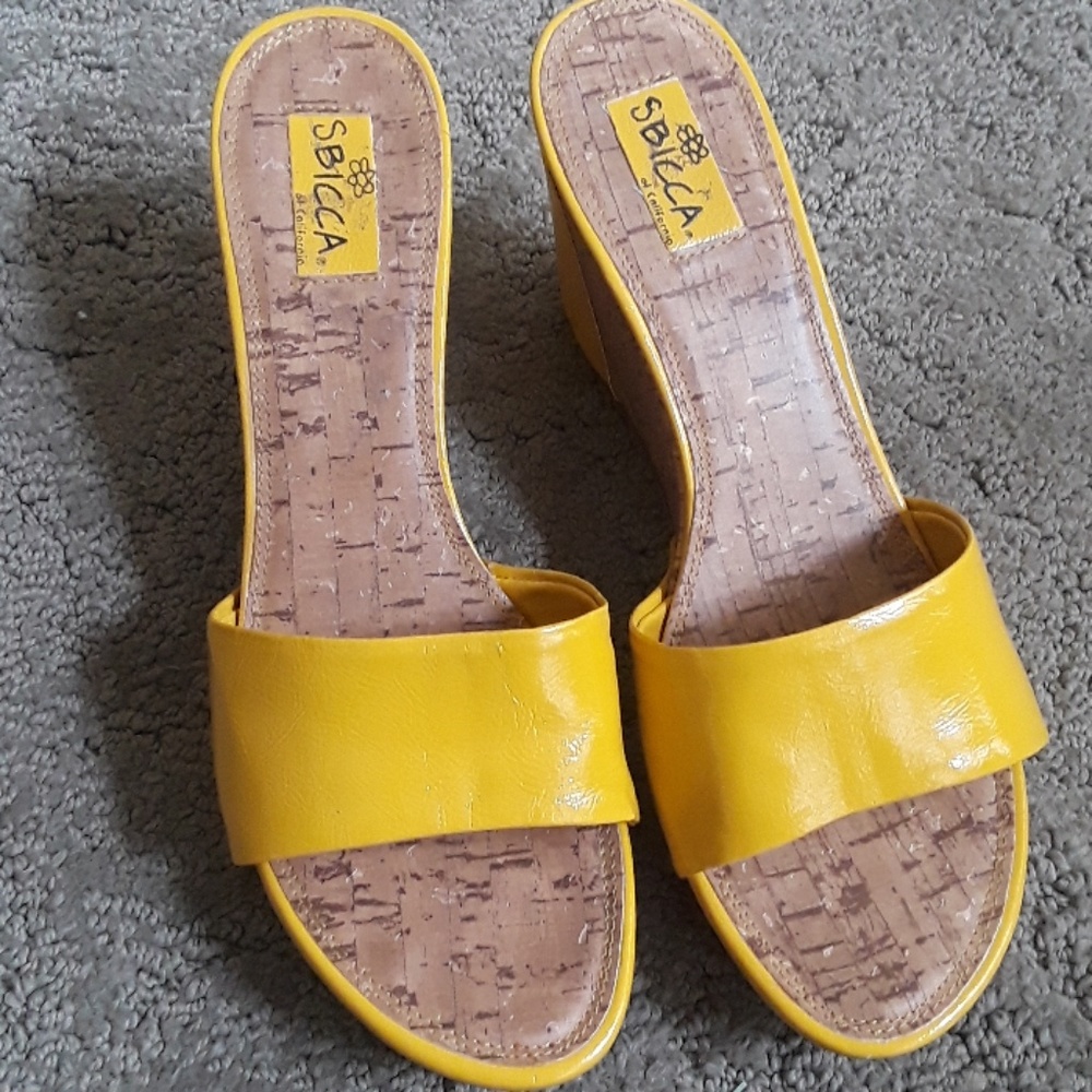 SBICCA cork heel shoe